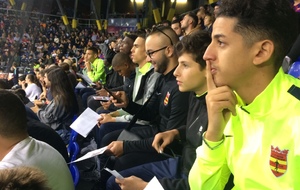 L'équipe dans les tribunes =)