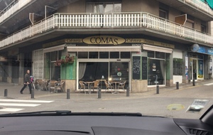 Si tu as le coeur fragile, ne vient pas dans cette cafétéria...