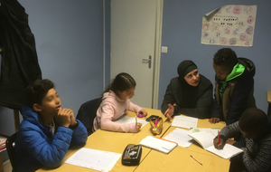 Séance de soutien scolaire en histoire-géographie pour les U13