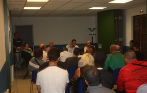 Réunion d'aide au retour à l'emploi organisée par le District 93