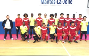 Match officiel à Mantes-la-Jolie contre Mantois 78 Fc