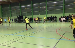 Match officiel à Villepinte contre Dans La Maison