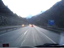 La route est longue surtout en Suisse...